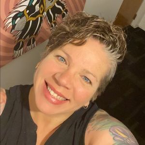 Meet your Posher, Cristy